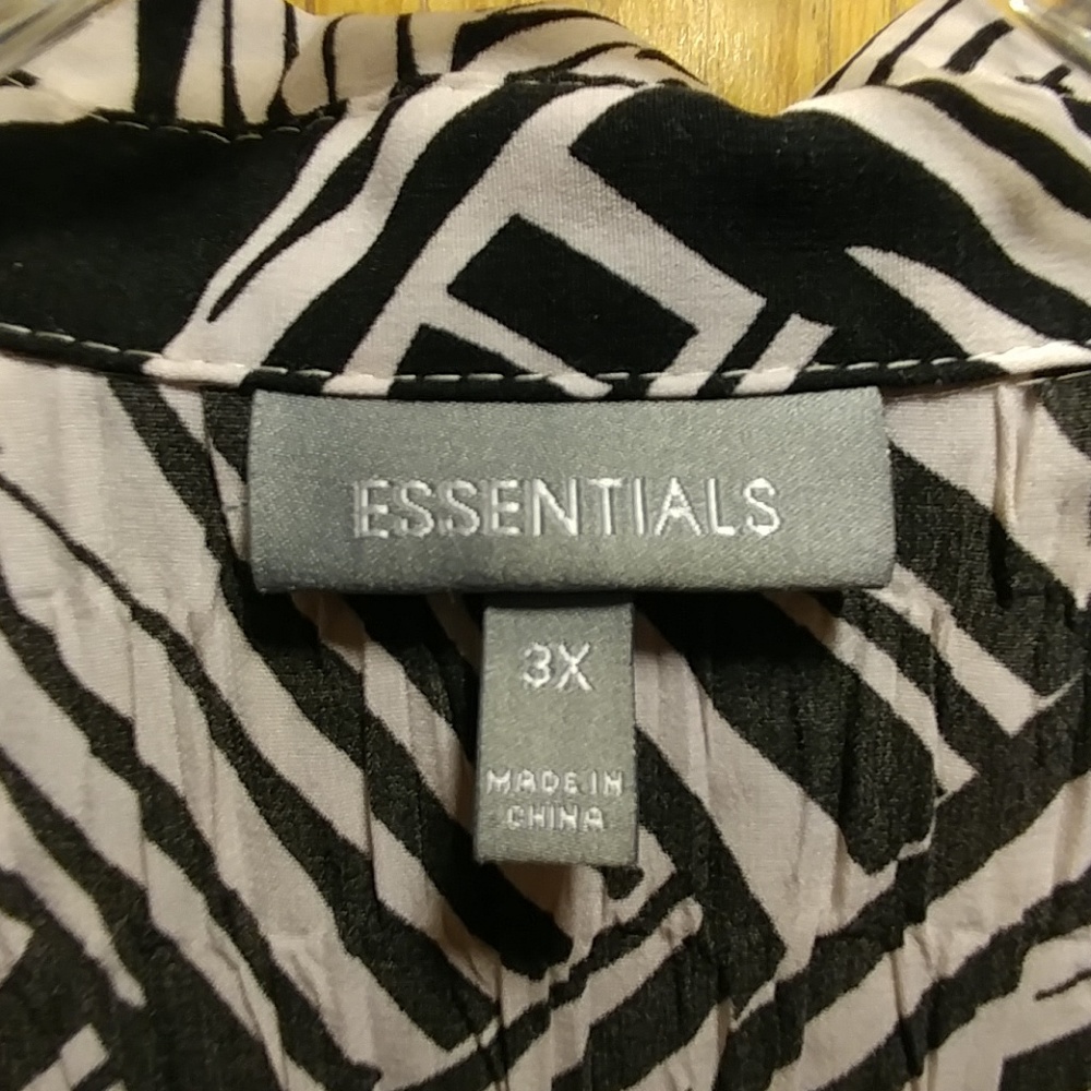Essentials Blouse - Plus Size 3x - image 4